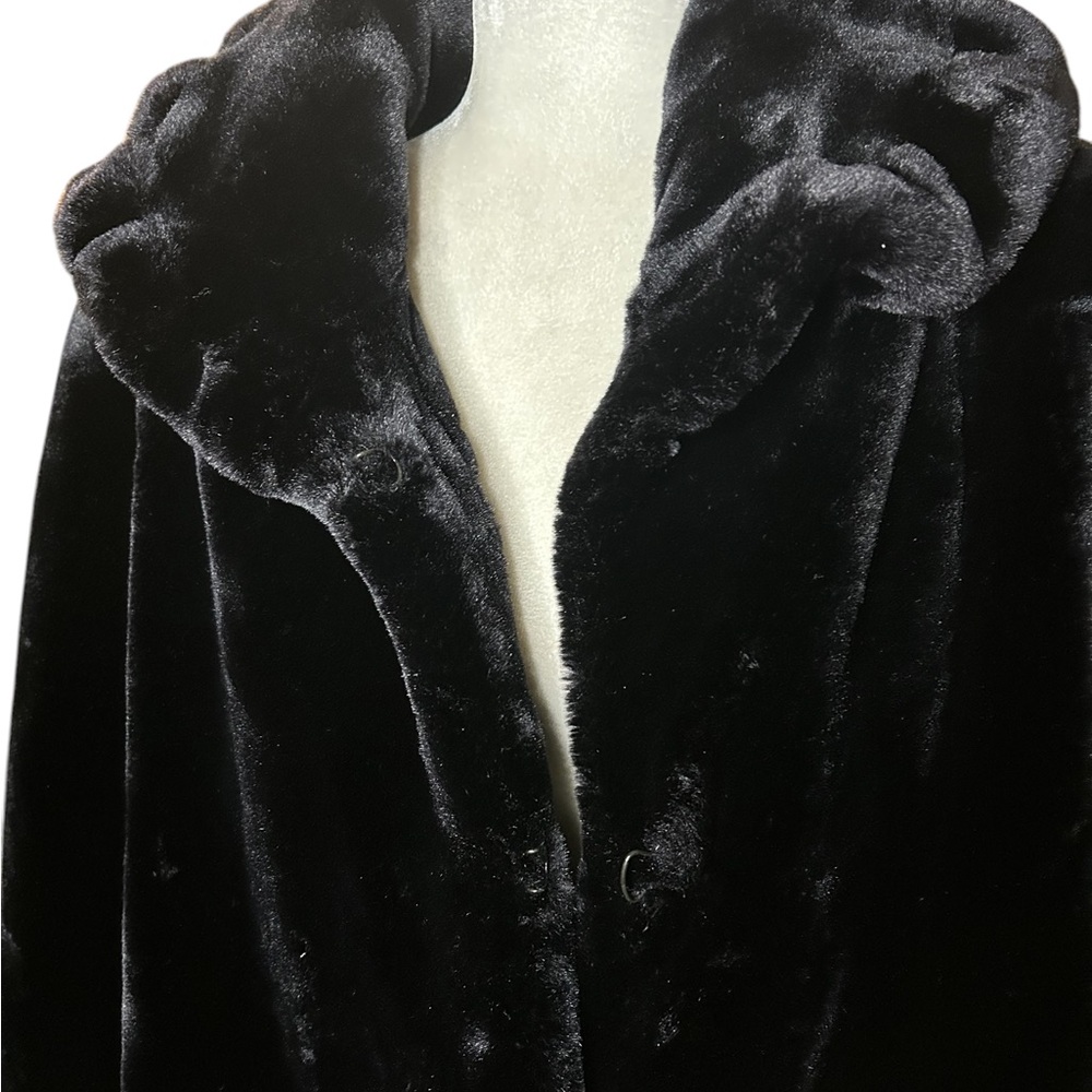 Gilani Collection 1986 Faux Fur Women's Plush  Coat - M-L - Picture 11 of 13